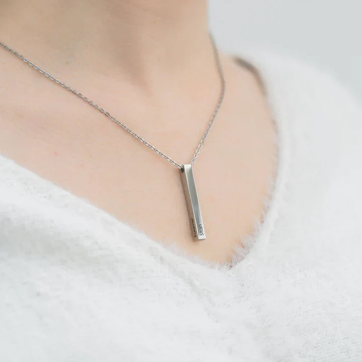 3D gravírovaný pruhový náhrdelník - personalizovaná elegancia
